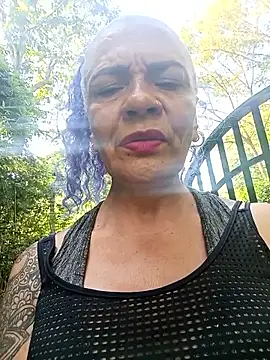 Snapshot of freyadevil333 chatting on November 12, 2025, 1:26 pm freyadevil333 online show from November 12, 2025, 1:26 pm