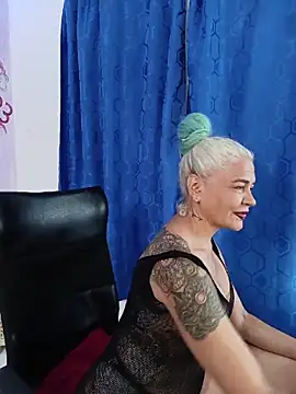 freyadevil333 online show from May 16, 2026, 10:36 am