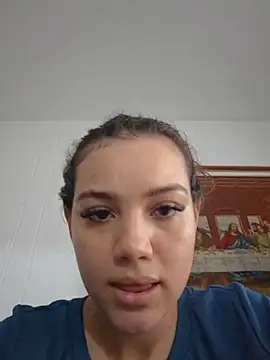 Angela hank2 online show from August 6, 2026, 10:05 pm