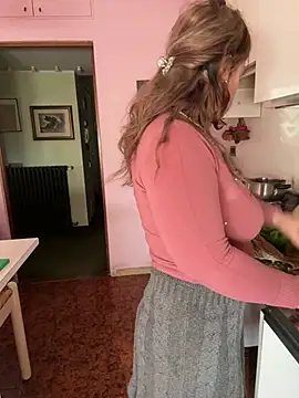 Snapshot of Sunbelxx chatting on February 20, 2026, 8:49 am Sunbelxx online show from February 20, 2026, 8:49 am