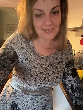 Sunbelxx online show from December 2, 2025, 9:00 am