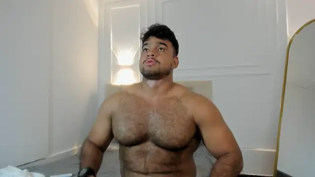 Big furry bear13 online show from January 18, 2026, 11:24 am