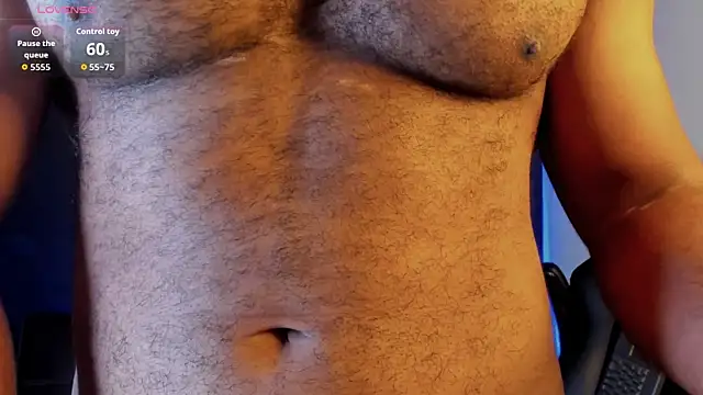 Big furry bear13 online show from July 28, 2026, 4:39 pm