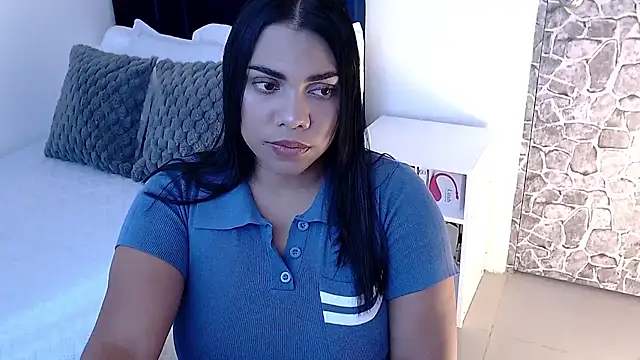 Snapshot of angela_santana_ chatting on September 24, 2025, 7:31 pm angela santana online show from September 24, 2025, 7:31 pm