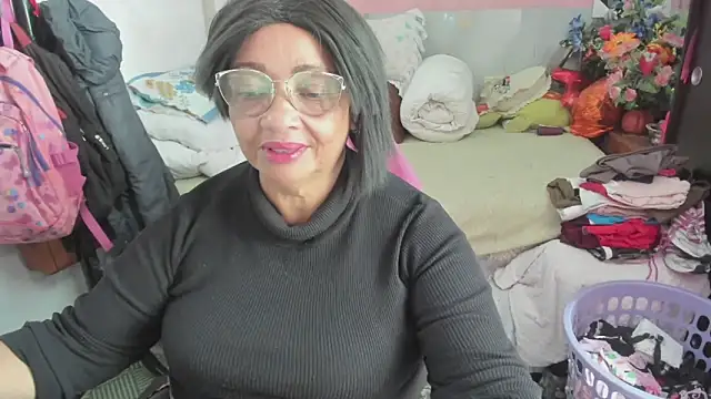 Snapshot of Mrs_mommy_ chatting on May 6, 2026, 7:07 pm Mrs mommy online show from May 6, 2026, 7:07 pm
