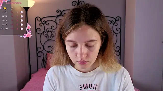 Ksuhesa online show from September 28, 2025, 8:10 am