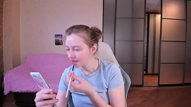 Ksuhesa online show from March 29, 2026, 1:07 am