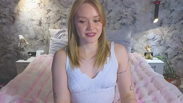 Aurora Golden1 online show from May 29, 2026, 12:44 pm