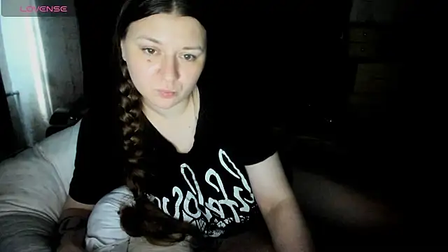 AlisaBacker online show from May 26, 2026, 4:43 am