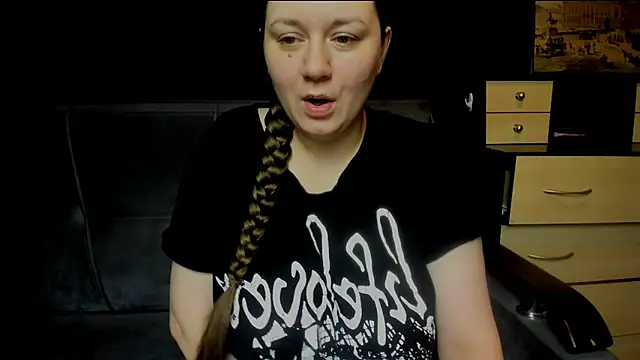 Snapshot of AlisaBacker chatting on February 3, 2026, 2:53 am AlisaBacker online show from February 3, 2026, 2:53 am