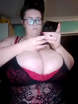 CummingStars98 online show from February 22, 2026, 9:16 pm