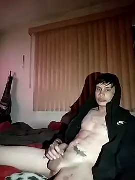 Snapshot of chicovergudo27 chatting on November 17, 2025, 1:37 pm chicovergudo27 online show from November 17, 2025, 1:37 pm