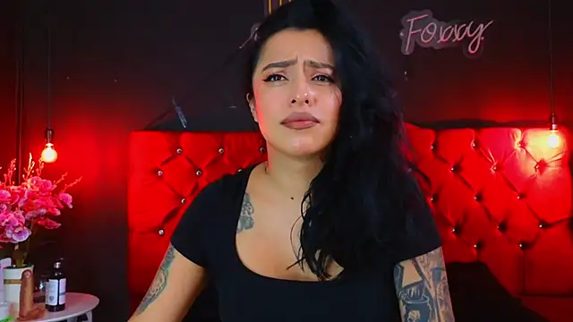 Snapshot of foxxy_nasty chatting on February 18, 2025, 5:31 pm foxxy nasty online show from February 18, 2025, 5:31 pm