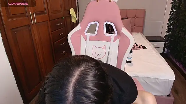 emmars  online show from January 9, 2026, 10:17 pm