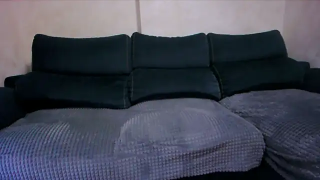 Snapshot of Daneris chatting on October 21, 2025, 8:25 am Daneris online show from October 21, 2025, 8:25 am