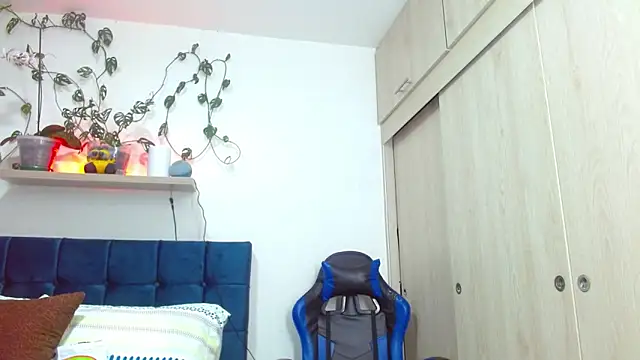 Snapshot of flint_ryan chatting on February 19, 2026, 7:11 pm flint ryan online show from February 19, 2026, 7:11 pm