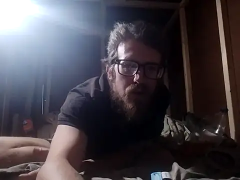 hothippie420 online show from May 15, 2026, 10:52 pm
