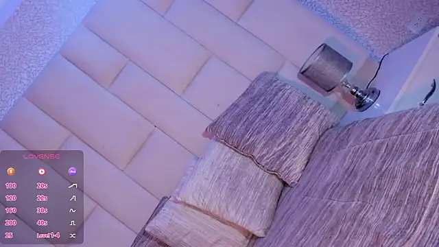 Snapshot of Summer_walkerr chatting on March 28, 2026, 1:01 pm Summer walkerr online show from March 28, 2026, 1:01 pm