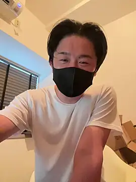 Snapshot of MTKIK chatting on February 22, 2025, 3:45 am MTKIK online show from February 22, 2025, 3:45 am