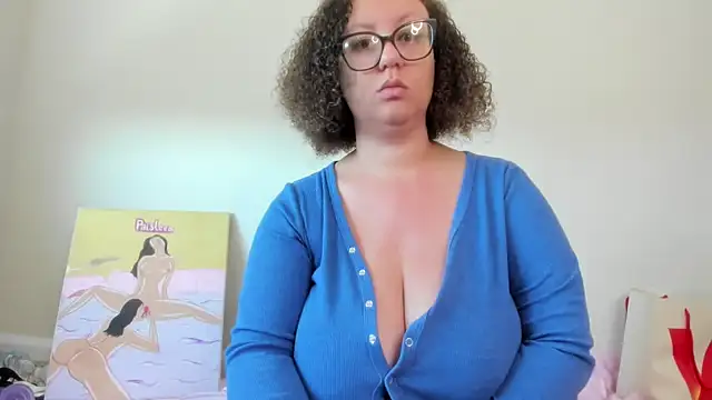 Paisleehaze online show from September 28, 2025, 4:03 pm