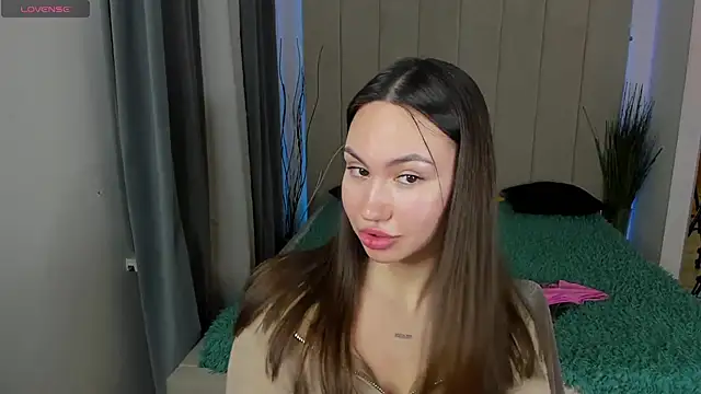 Snapshot of GIGI_BENNET chatting on February 28, 2025, 6:31 pm GIGI BENNET online show from February 28, 2025, 6:31 pm