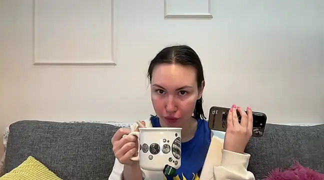 Snapshot of GIGI_BENNET chatting on March 18, 2025, 5:02 am GIGI BENNET online show from March 18, 2025, 5:02 am
