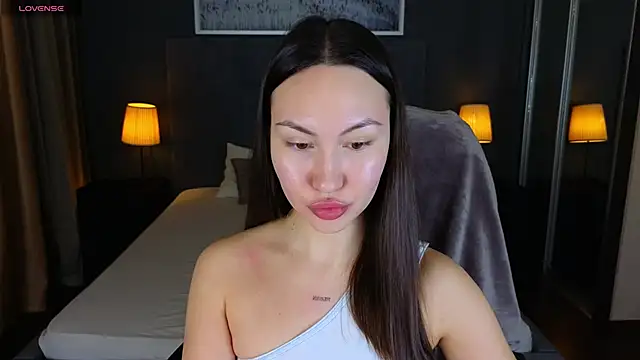 Snapshot of GIGI_BENNET chatting on February 27, 2025, 8:35 am GIGI BENNET online show from February 27, 2025, 8:35 am