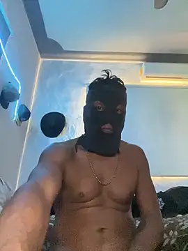 Snapshot of Capxxx chatting on December 4, 2025, 5:23 pm Capxxx online show from December 4, 2025, 5:23 pm