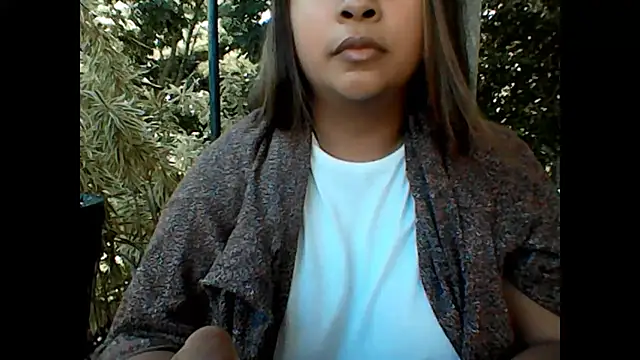 Snapshot of ArisaGonzalez chatting on February 25, 2025, 12:27 pm ArisaGonzalez online show from February 25, 2025, 12:27 pm