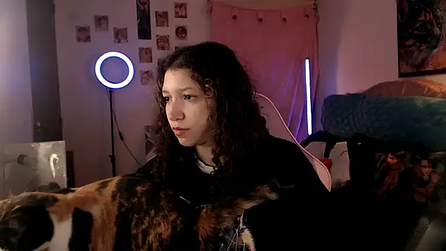 AllyDonfort online show from April 1, 2026, 12:57 am