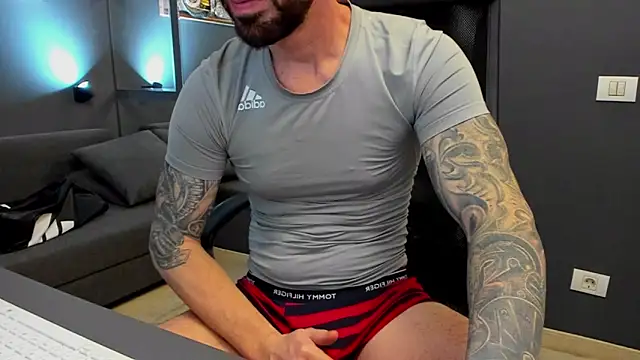 AronGrant online show from February 12, 2026, 10:59 am