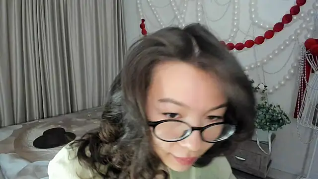 AgnieszkaBanana online show from June 23, 2026, 1:03 am