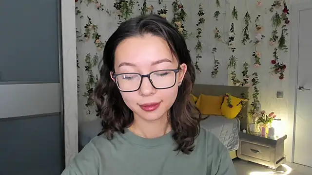 AgnieszkaBanana online show from November 19, 2025, 1:27 am