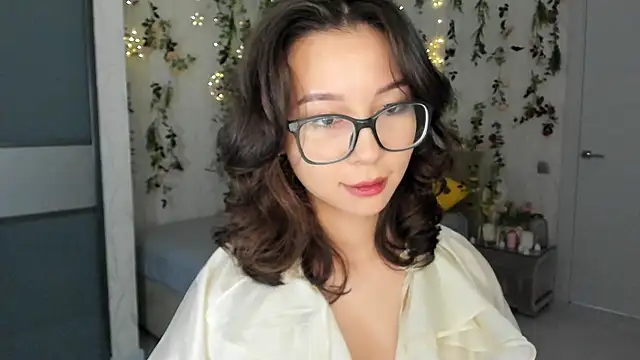 AgnieszkaBanana online show from November 21, 2025, 7:13 pm