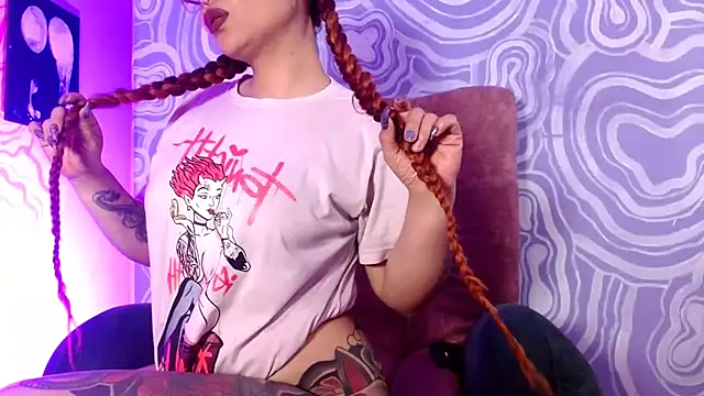 Snapshot of 420viol3ta_ chatting on March 4, 2026, 1:13 am 420viol3ta online show from March 4, 2026, 1:13 am