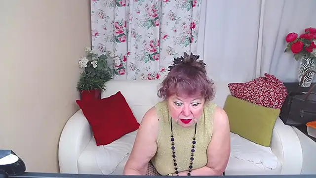 YourHotGranny online show from March 20, 2025, 11:05 am