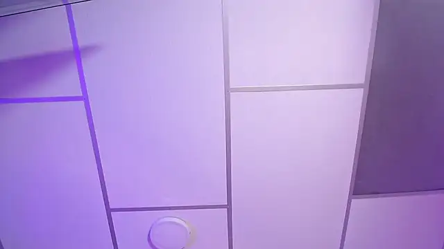 CoupleSwingerLatin online show from April 15, 2026, 4:18 am