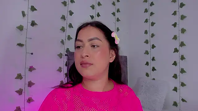 Snapshot of Miaa_Garcia chatting on June 4, 2026, 9:52 pm Miaa Garcia online show from June 4, 2026, 9:52 pm