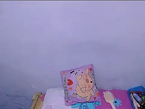 SubLayla01 online show from February 5, 2026, 5:20 pm