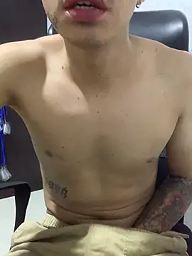 JovenDesobediente online show from October 15, 2025, 6:22 am