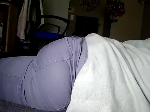 Snapshot of missthickness35_Pika chatting on September 28, 2025, 9:33 pm missthickness35 Pika online show from September 28, 2025, 9:33 pm