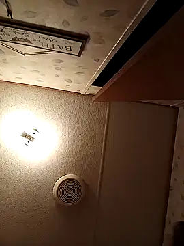 Snapshot of missthickness35_Pika chatting on March 4, 2025, 4:27 am missthickness35 Pika online show from March 4, 2025, 4:27 am