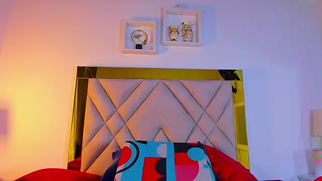 nicole grace0 online show from November 29, 2025, 12:16 pm