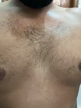 bebaboyes01 online show from May 28, 2026, 3:58 am