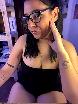 agoosvokk online show from November 28, 2025, 12:11 am