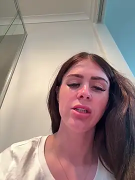 aus queen online show from February 6, 2026, 10:06 pm