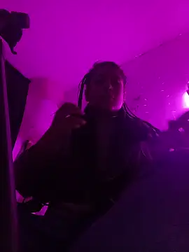 Hellen dumont online show from November 9, 2025, 2:15 am