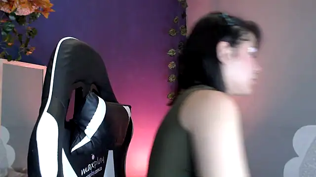 Hellen dumont online show from September 9, 2025, 2:21 am