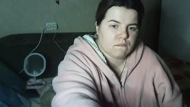 Snapshot of so_shy chatting on January 7, 2026, 4:45 pm so shy online show from January 7, 2026, 4:45 pm