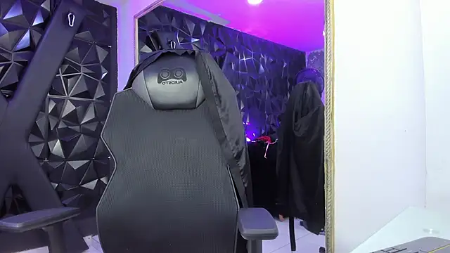 Snapshot of DarlingBDSM_ chatting on March 21, 2026, 2:54 pm DarlingBDSM online show from March 21, 2026, 2:54 pm